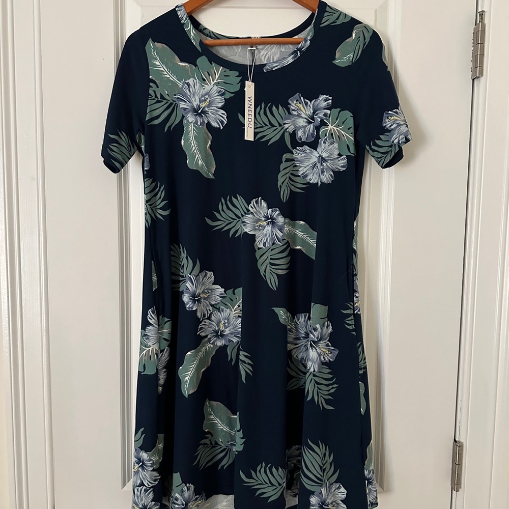 Navy Floral Short Sleeve Dress